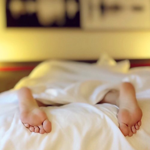 Dr Della Parker_7 Ways To Optimize Your Bedroom For Sleep